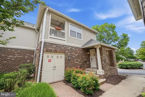 45071 Brae Ter #202, Ashburn, VA 20147