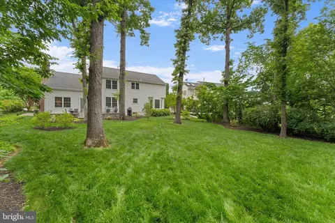 Exterior - 43932 Tavern Dr, Ashburn, VA 20147 photo 3 of 10
