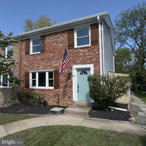 20 Sydnor St, Hamilton, VA 20158