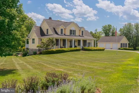15438 Hillsboro Rd, Hillsboro, VA 20132