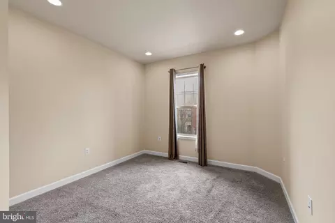 Entry Way - 42554 Dreamweaver Dr, Brambleton, VA 20148 photo 6 of 6