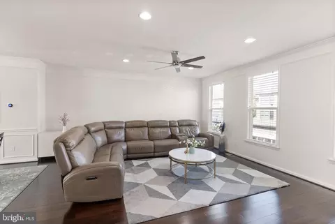 Living - 23491 Epperson Sq, Brambleton, VA 20148 photo 2 of 3