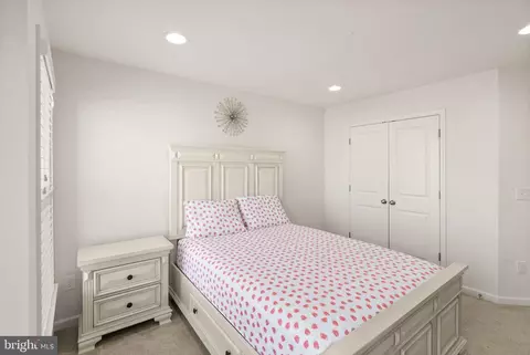 Bedroom - 23491 Epperson Sq, Brambleton, VA 20148 photo 4 of 8