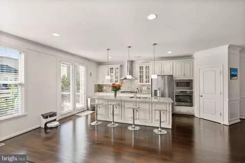 Kitchen - 23491 Epperson Sq, Brambleton, VA 20148 photo 3 of 9
