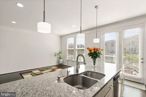 Kitchen - 23491 Epperson Sq, Brambleton, VA 20148 photo 9 of 9