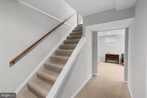 Entry Way - 13 Red Wing Ct, Sterling, VA 20164 photo 9 of 9