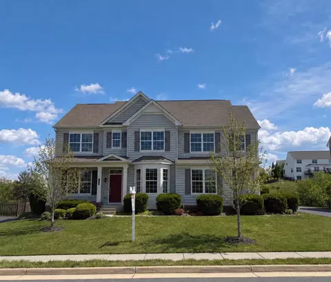 13555 Eagles Rest Dr, Leesburg, VA 20176