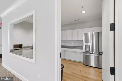Entry Way - 20775 Lamlash Ter, Ashburn, VA 20147 photo 11 of 11