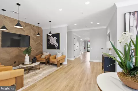 Entry Way - 20775 Lamlash Ter, Ashburn, VA 20147 photo 10 of 11