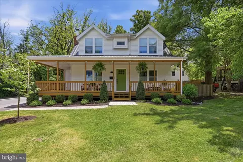 405 Edwards Ferry Rd NE, Leesburg, VA 20176
