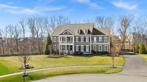 41061 Blue Larkspur Ct, Aldie, VA 20105