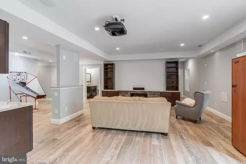 Living - 42018 Mill Quarter Pl, Ashburn, VA 20148 photo 5 of 6
