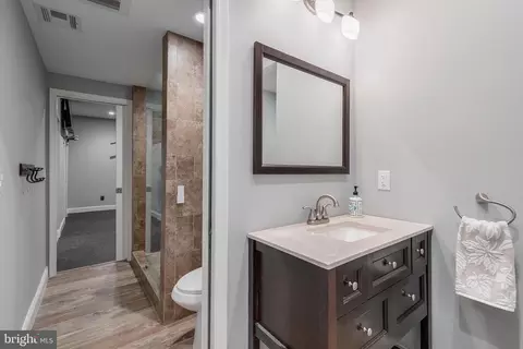 Bath - 42018 Mill Quarter Pl, Ashburn, VA 20148 photo 3 of 3