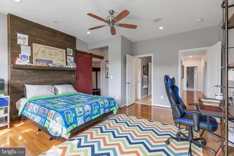 Bedroom - 42018 Mill Quarter Pl, Ashburn, VA 20148 photo 5 of 6