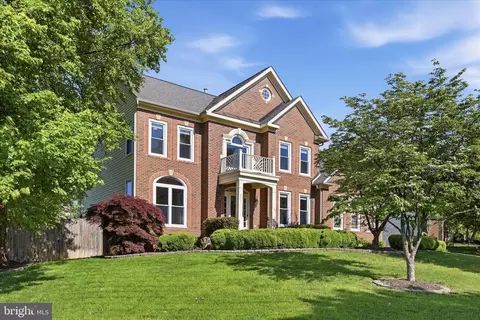301 Shiloh Pl SE, Leesburg, VA 20175