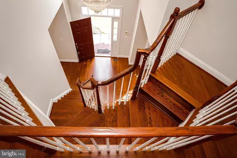 Entry Way - 42848 Sidney Pl, Ashburn, VA 20148 photo 5 of 5