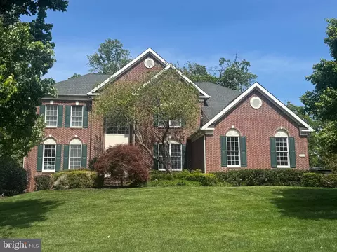 19590 Saratoga Springs Pl, Ashburn, VA 20147