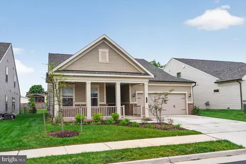 21717 Hawksbill High Cir, Sterling, VA 20164