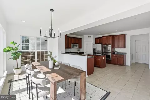 Dining - 42637 Willow Bend Dr, Brambleton, VA 20148 photo 2 of 2