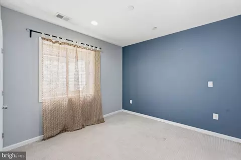 Bedroom - 42637 Willow Bend Dr, Brambleton, VA 20148 photo 7 of 7