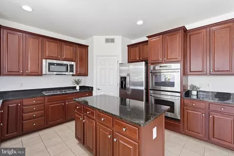 Kitchen - 42637 Willow Bend Dr, Brambleton, VA 20148 photo 3 of 3