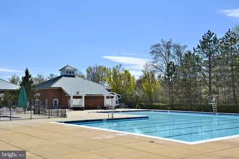 Exterior - 20617 Avalon Ct, Sterling, VA 20165 photo 18 of 26