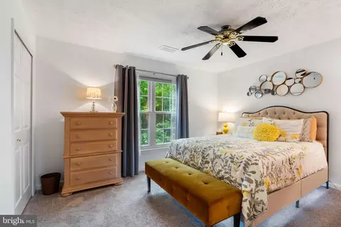 Bedroom - 20617 Avalon Ct, Sterling, VA 20165 photo 5 of 6