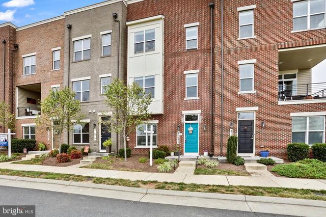 21077 Ashburn Heights Dr, Ashburn, VA 20148
