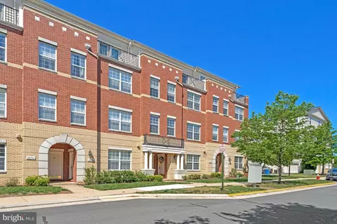 22695 Verde Gate Ter, Brambleton, VA 20148