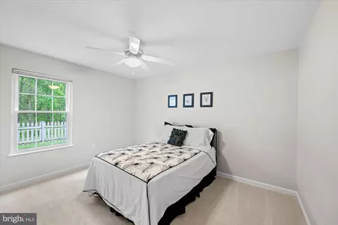 Bedroom - 27 Brinks Ct, Sterling, VA 20165 photo 5 of 5