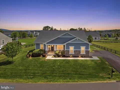 12104 Sunflower Field Pl, Lovettsville, VA 20180
