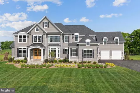 36660 Heskett Ln, Hillsboro, VA 20132