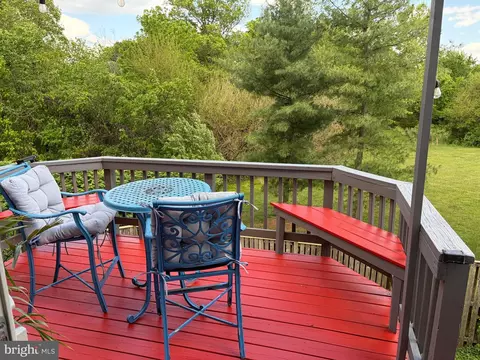 Exterior - 21120 Adirondack Ter, Ashburn, VA 20147 photo 3 of 7