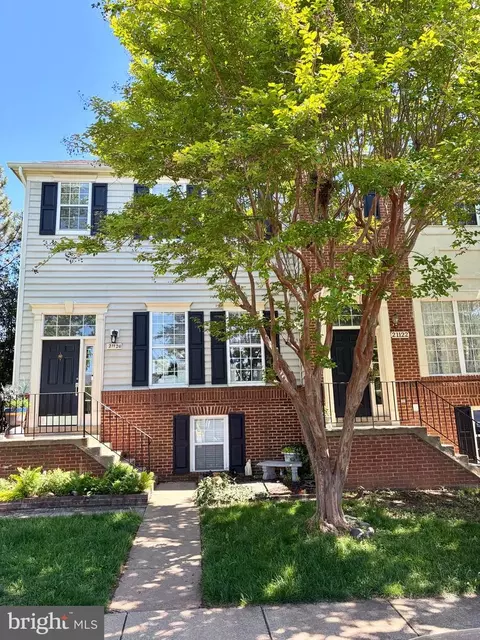 Exterior - 21120 Adirondack Ter, Ashburn, VA 20147 photo 1 of 7