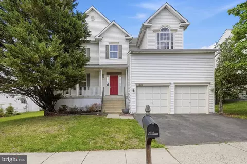 1226 Barksdale Dr NE, Leesburg, VA 20176