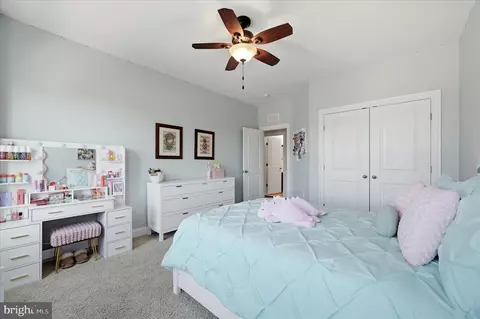 Bedroom - 41704 Bloomfield Path St, Ashburn, VA 20148 photo 6 of 8