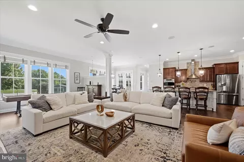Other - 41704 Bloomfield Path St, Ashburn, VA 20148 photo 4 of 31