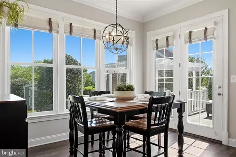 Dining - 41704 Bloomfield Path St, Ashburn, VA 20148 photo 3 of 8