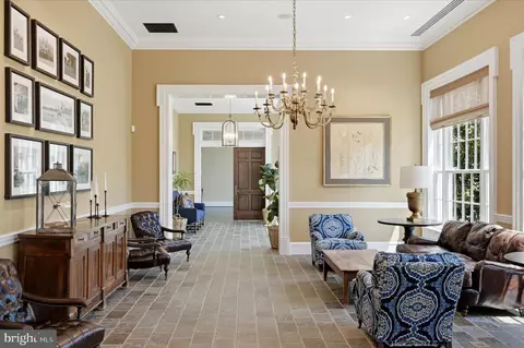 Entry Way - 41704 Bloomfield Path St, Ashburn, VA 20148 photo 14 of 17