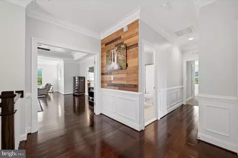 Entry Way - 41704 Bloomfield Path St, Ashburn, VA 20148 photo 11 of 17