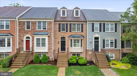 43576 Blacksmith Sq, Ashburn, VA 20147