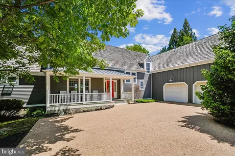 14580 Nina Ct, Waterford, VA 20197