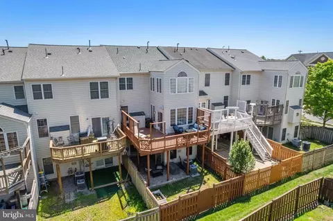 View/Area - 25633 Anthem Ter, Chantilly, VA 20152 photo 1 of 7