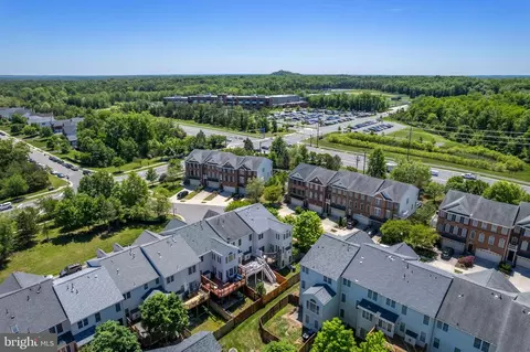 View/Area - 25633 Anthem Ter, Chantilly, VA 20152 photo 5 of 7