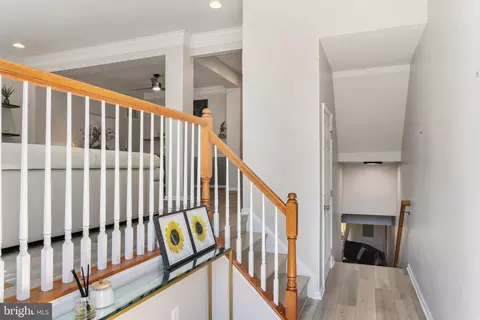 Entry Way - 25633 Anthem Ter, Chantilly, VA 20152 photo 1 of 8