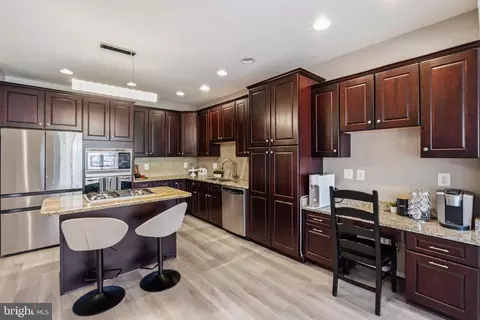 Kitchen - 25633 Anthem Ter, Chantilly, VA 20152 photo 2 of 4