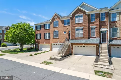 Exterior - 25633 Anthem Ter, Chantilly, VA 20152 photo 6 of 8