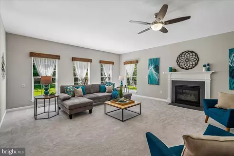 Living - 42820 Crossbow Ct, Ashburn, VA 20147 photo 1 of 6