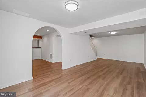 Living - 42820 Crossbow Ct, Ashburn, VA 20147 photo 5 of 6