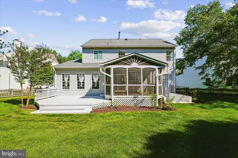 Exterior - 42820 Crossbow Ct, Ashburn, VA 20147 photo 9 of 10